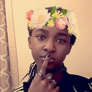 Meet your Posher, Allison